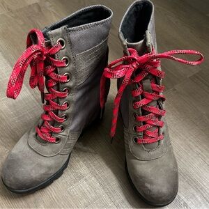 SOREL Joan of Arctic Lexie Bootie Size 7